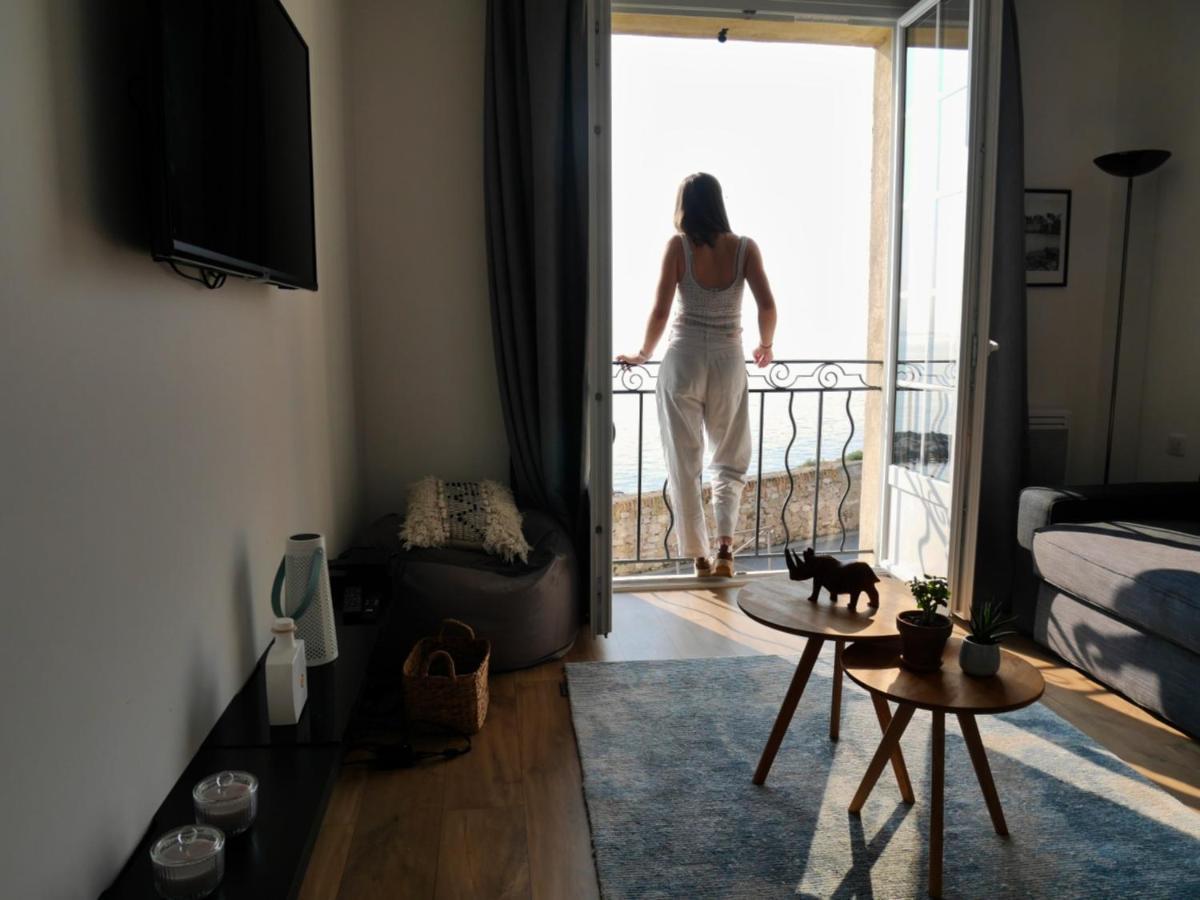 Amazing Renovated Flat Sea Front Old Town Antibes